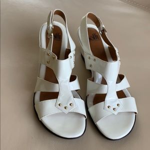 Sofft white sandals size 8.